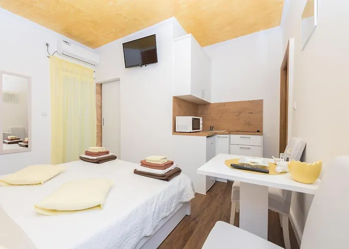 Apartment Song Of Joys Makarska