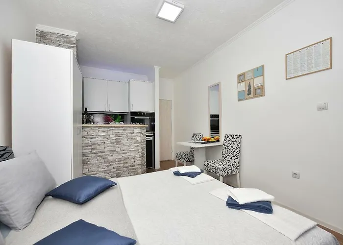 Song Of Joys Apartment Makarska