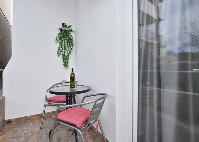 Apartment Song Of Joys *
